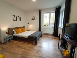 PIF Apartments Sadoveanu - Braşov - 6