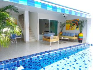 Beachside 3-Bedroom Townhouse w Private Pool at 70 Meters from Beach - Ban Bang Po - 4