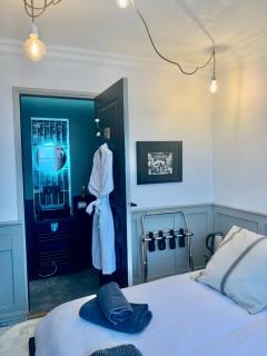 Petit Boudoir The Riverside Retreat - 1