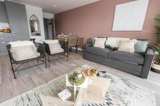 LOOKOUT by BOURNECOAST - A Stylish Flat with a Balcony, SEA GLIMPSES and Parking- Just a 10 Minute Walk to the Sandy Beaches - FM8405 - 1