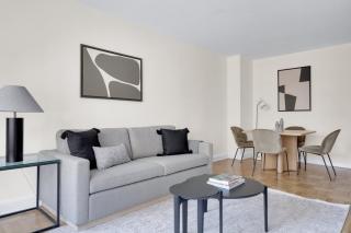 Midtown 1BR w Gym Doorman nr Grand Central NYC-748 - 7