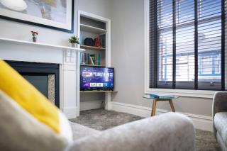 NEW! Luxury 1 Bed Apartment in Hartlepool City Centre by Stay With Us, Perfect for Couples & Contractors, FREE WI-FI! - Hartlepool - 1