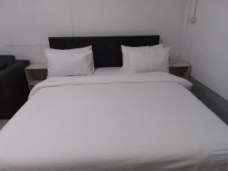 The Rock Coco Villa - Ban Laem Pom - 8