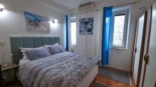 Heart of Omis - Blue - 8