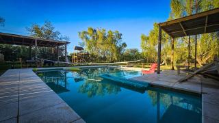 Hermosa Casa con piscina - Carlos Keen - 1