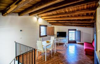 2 Bedroom Nice Home In Gangi - 9