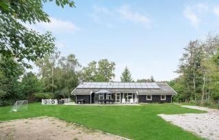 Lovely Home In Græsted With Kitchen - 1