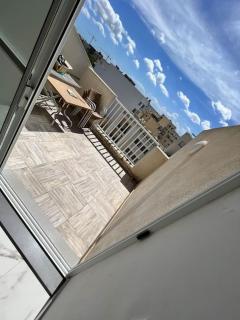 2 Bedroom Apartment in Msida, Malta - Msida - 7