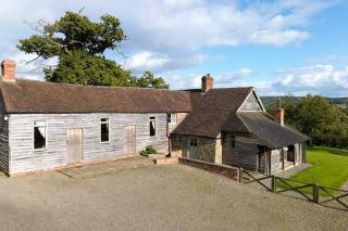 Spacious Holiday Cottage with Scenic Views - Church Stretton - 2