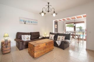 Villa Atardecer by Villalia - Playa Blanca - 1