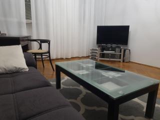 One Bedroom Apartment Next to the Royal Castle in Warsaw by Noclegi Renters - Varsavia - 3