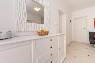 Entspannen Sie sich in diesem modernen Appartement in Baska auf Krk - Baška - 3