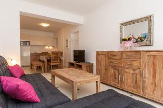 Tolles Apartment nur 500 Meter zum Strand - Baška - 7