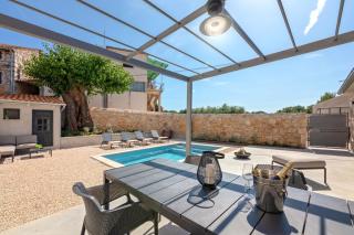 Rustic villa Dvori with outdoor pool in Porec - Vržnaveri - 7