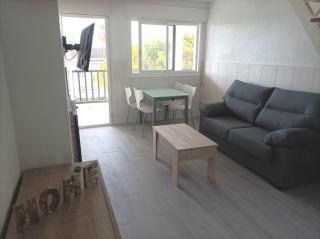 Apartamento con terraza privada y piscinas - 5