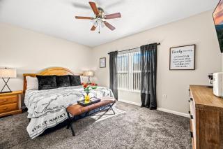 2 King BRs Balcony Resort Amenities Free Tix - Pigeon Forge - 5