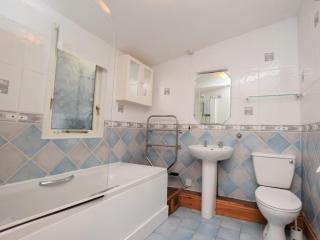 3 Bed in Polruan PC052 - 1