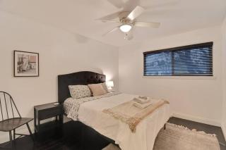 The Charming Home with a Pool - 7