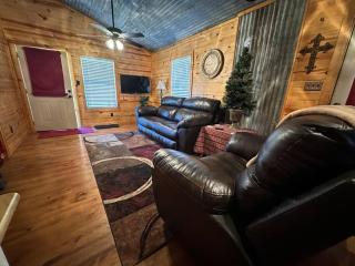 Hillside Hideaway - 7