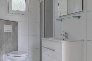 Beautiful chalet with airco, in a holiday park - 3