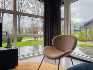 Beautiful chalet with airco, in a holiday park - 1