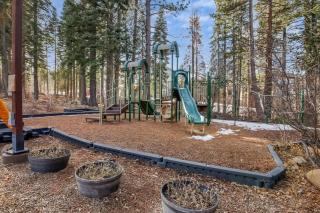 Slope Side Studio in Northstar Village! - Truckee - 8