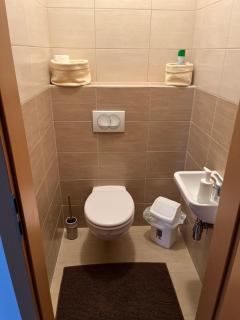 Danube Terrace Apartment with 2 BEDROOM with FREE AIR CONDITIONER AND PRIVATE PARKING - Budapest - 7