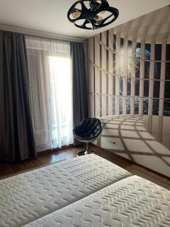 Danube Terrace Apartment with 2 BEDROOM with FREE AIR CONDITIONER AND PRIVATE PARKING - Budapest - 4