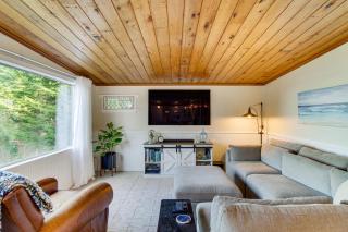 Puget Sound Cottage with Private Community Beach! - Coupeville - 7
