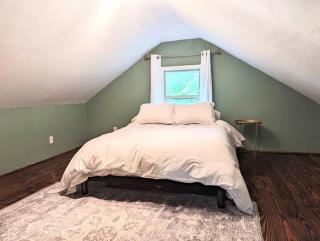 Charming Home on Callahan - Tyler - 2
