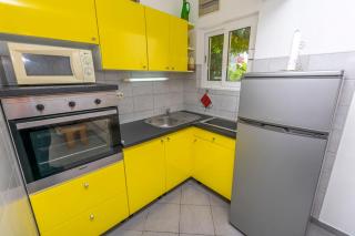 Apartment Nikola - Maslinica - 6