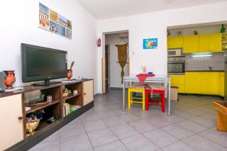 Apartment Nikola - Maslinica - 5