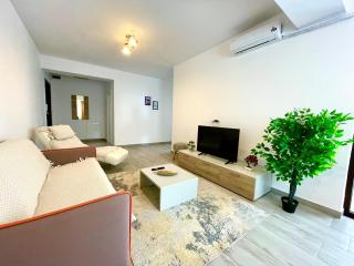 SOHO Apartment - City View with Rooftop Garden - Bucarest - 8