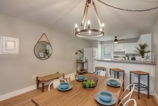 Venus 106 The Salty Sister - 2