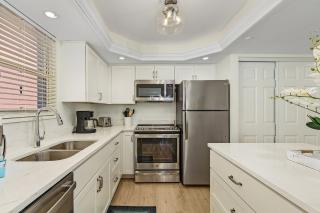 Welcome to Beach Villa's # 406 Vacation Rental - 250 Estero Blvd condo - Fort Myers Beach - 3