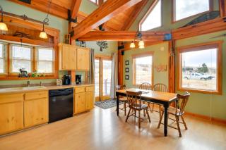 Off The Beaten Path Cabin with Mtn Views and Hot Tub - Red Lodge - 4