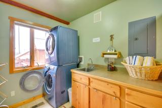 Off The Beaten Path Cabin with Mtn Views and Hot Tub - Red Lodge - 1