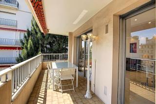 Brand new 1 bedroom in the hert of Cannes - 2