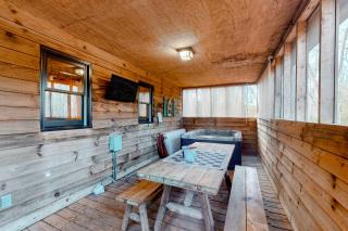 Lazy Bear Cabin - Sautee Nacoochee - 3