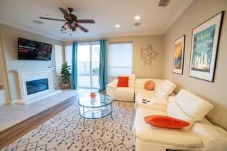 Ping Pong, A/C, Netflix, Grill, Jacuzzi Tub, W/D - Placentia - 3