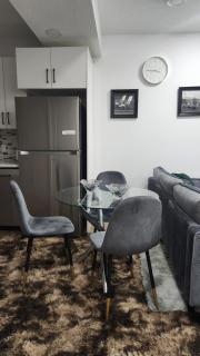 Modern 2 Bedroom Basement Suite at West Edmonton - 7
