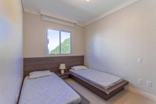 Cantinho acolhedor a poucos passos da Praia Brava - 9