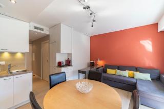 Brand new one bedroom 2min walk to Carlton hotel - 1