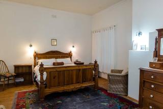 Corowa Oakleigh Hideaway - 2