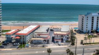 La Bella Oceanfront Inn - Daytona - Daytona Beach - 9