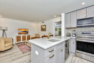 Le Malo Vacation Rental - Naples - 4