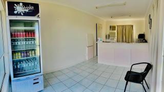 country way motor inn - 1