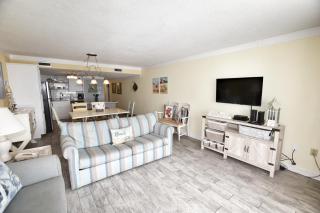 1402 Waters Edge Resort condo - Myrtle Beach - 7