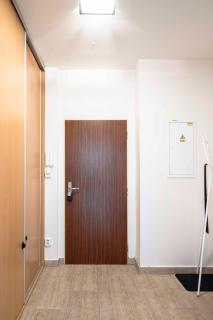 150m² 4BR Duplex Near Metro & Prague Center - Prag - 9