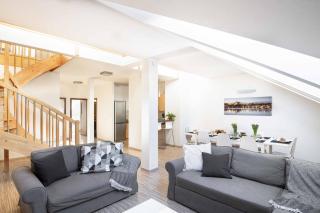 150m² 4BR Duplex Near Metro & Prague Center - Prag - 0